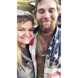 Meet your Posher, Hollie